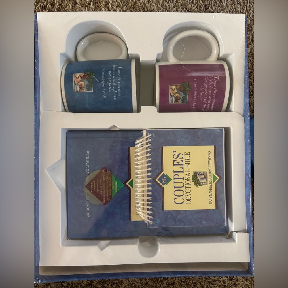 NIB NIV Couple’s Devotional Bible Set